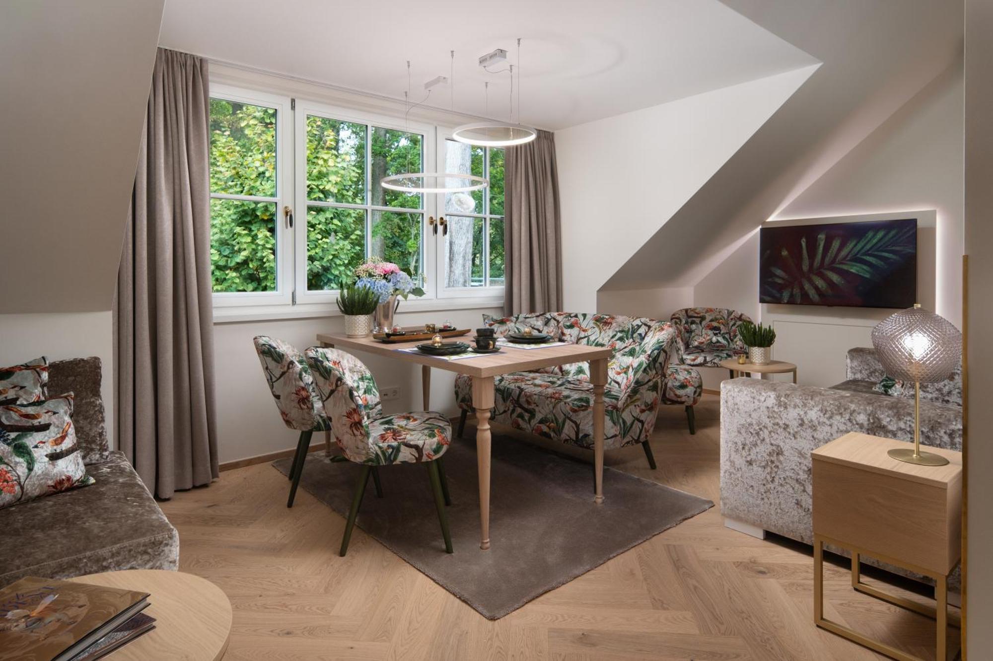 Schlossresidenz - Boutique Apartments & Hotel Suiten Schloss Ricklingen Luaran gambar